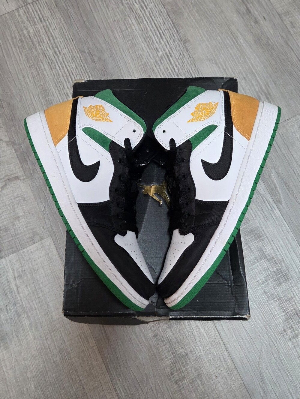 Jordan 1 Oakland